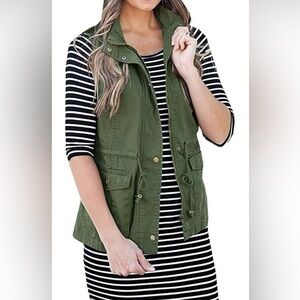 Women Sleeveless Lightweight Military Vest Jacket in Army Green